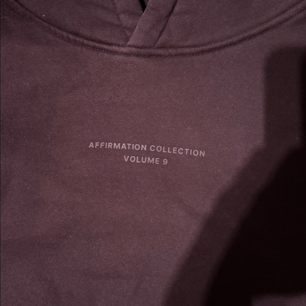 Comfrt Affirmation Collection hoodie size 2XL in deep maroon - Picture 3 of 5